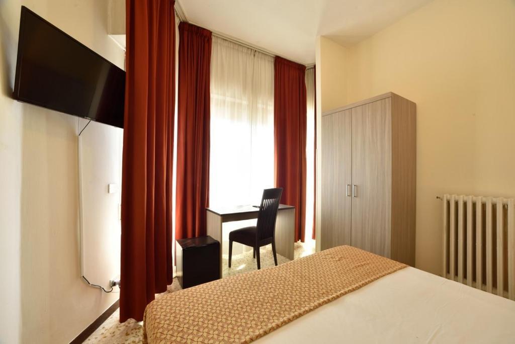 Hotel Diano Marina Esterno foto